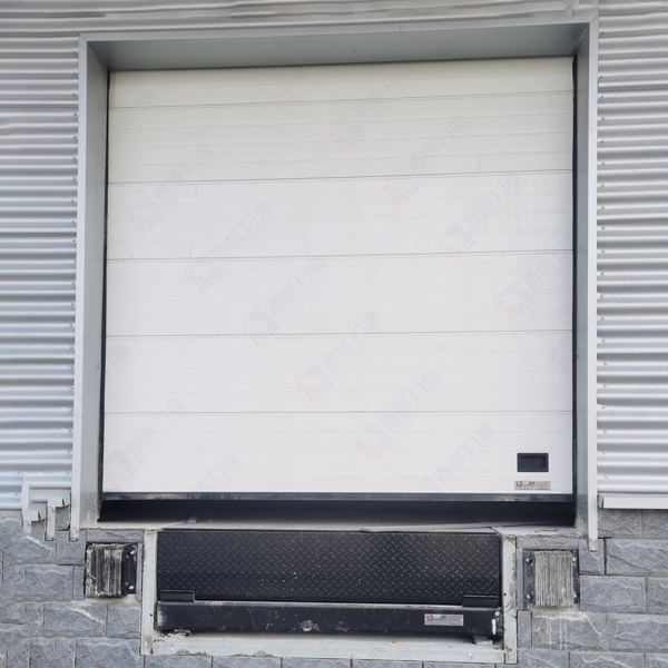 宠物用品出货口现代化装卸货平台 宠物用品出货口现代化装卸货平台