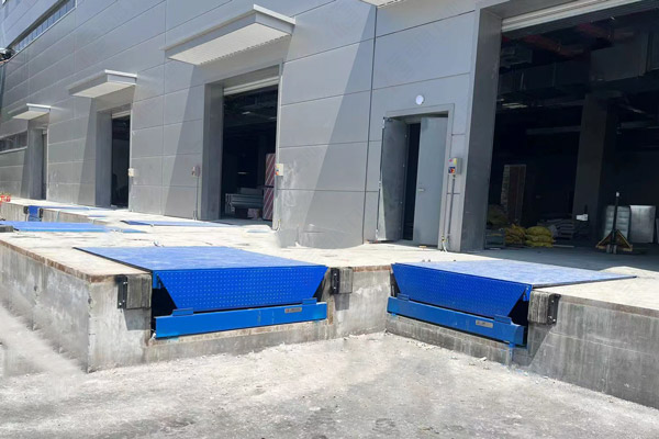 农业仓库装卸货平台 农业仓库装卸货平台