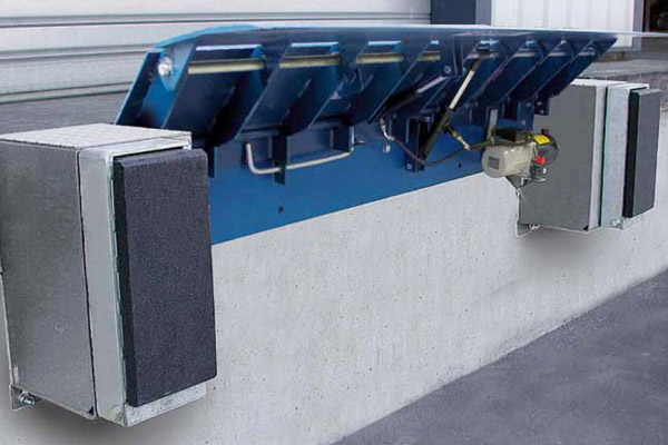 无坑位翻板装卸货平台 无坑位翻板装卸货平台