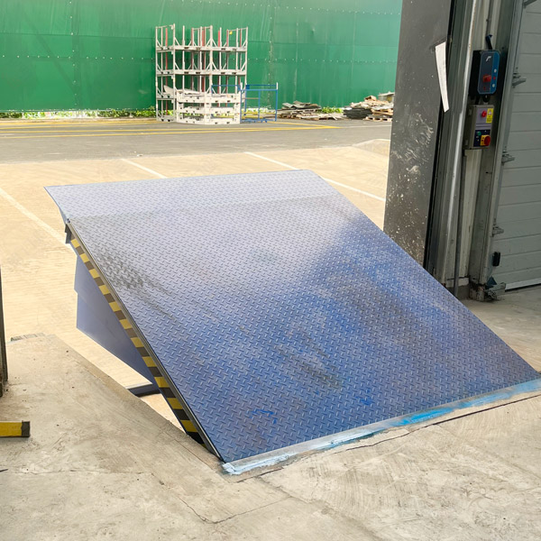 装卸货平台 装卸货平台