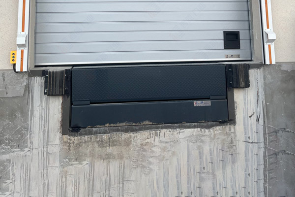 装卸货平台 装卸货平台