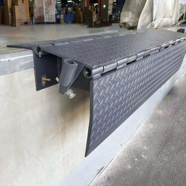 沿边式装卸货平台 沿边式装卸货平台