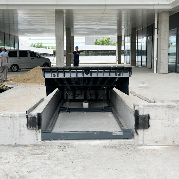 装卸货平台 装卸货平台