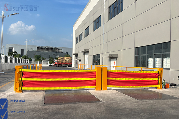 柔性防护栏式装卸货平台 柔性防护栏式装卸货平台