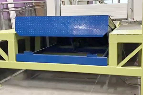 冷冻仓库装卸货平台 冷冻仓库装卸货平台