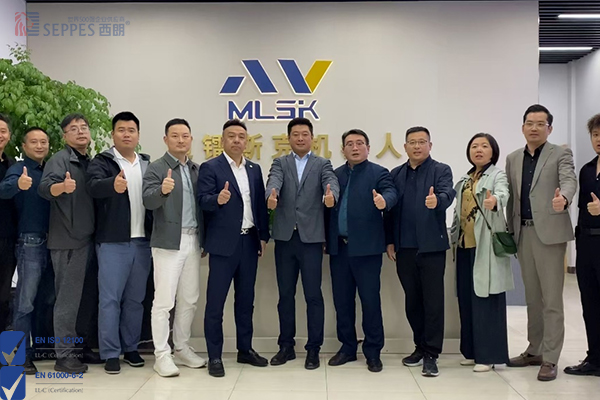 1729845242806528.jpg 1.jpg