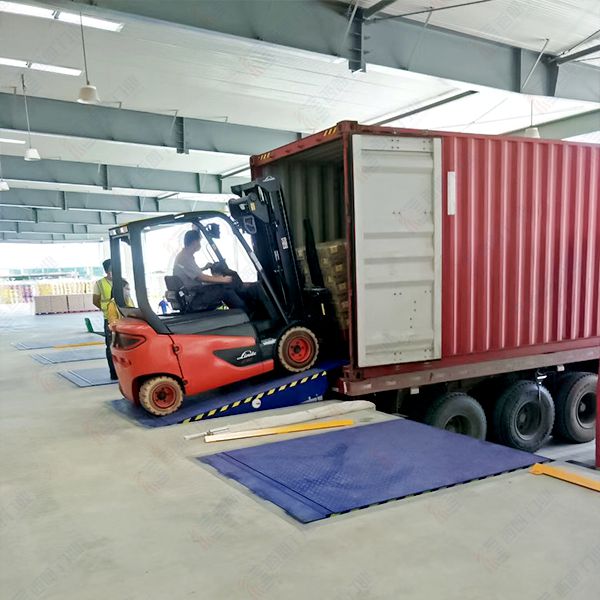 集装箱卸货平台 集装箱卸货平台