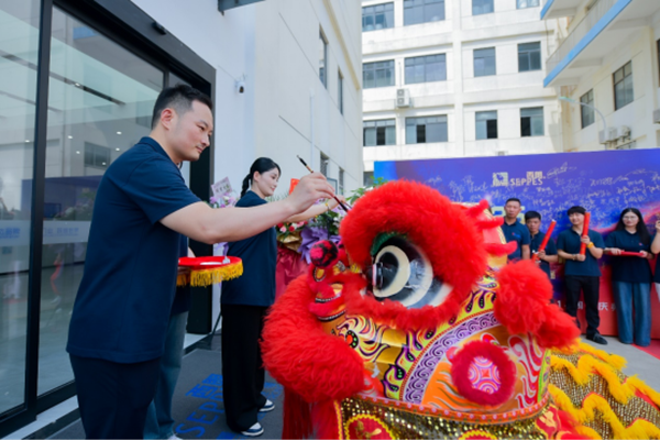 西朗门业 西朗门业