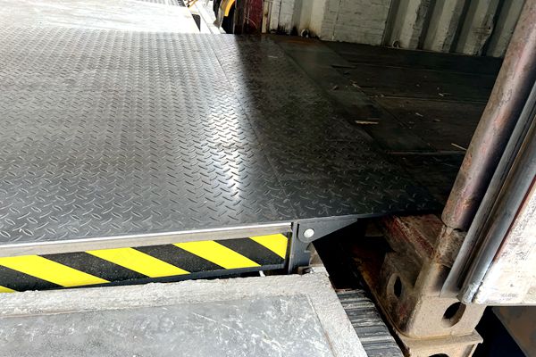 仓库卸货平台 仓库卸货平台