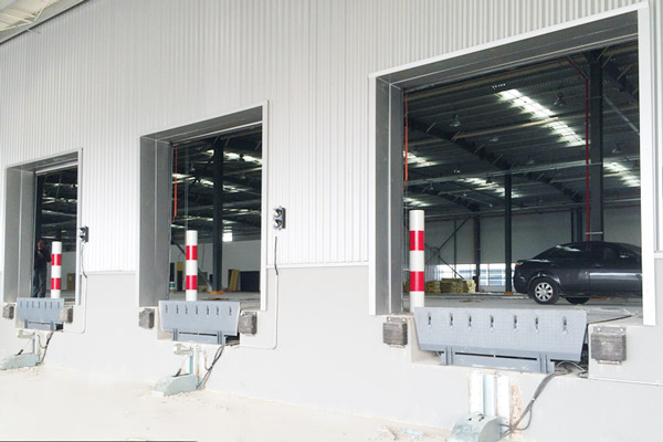 镂空唇板式卸货平台